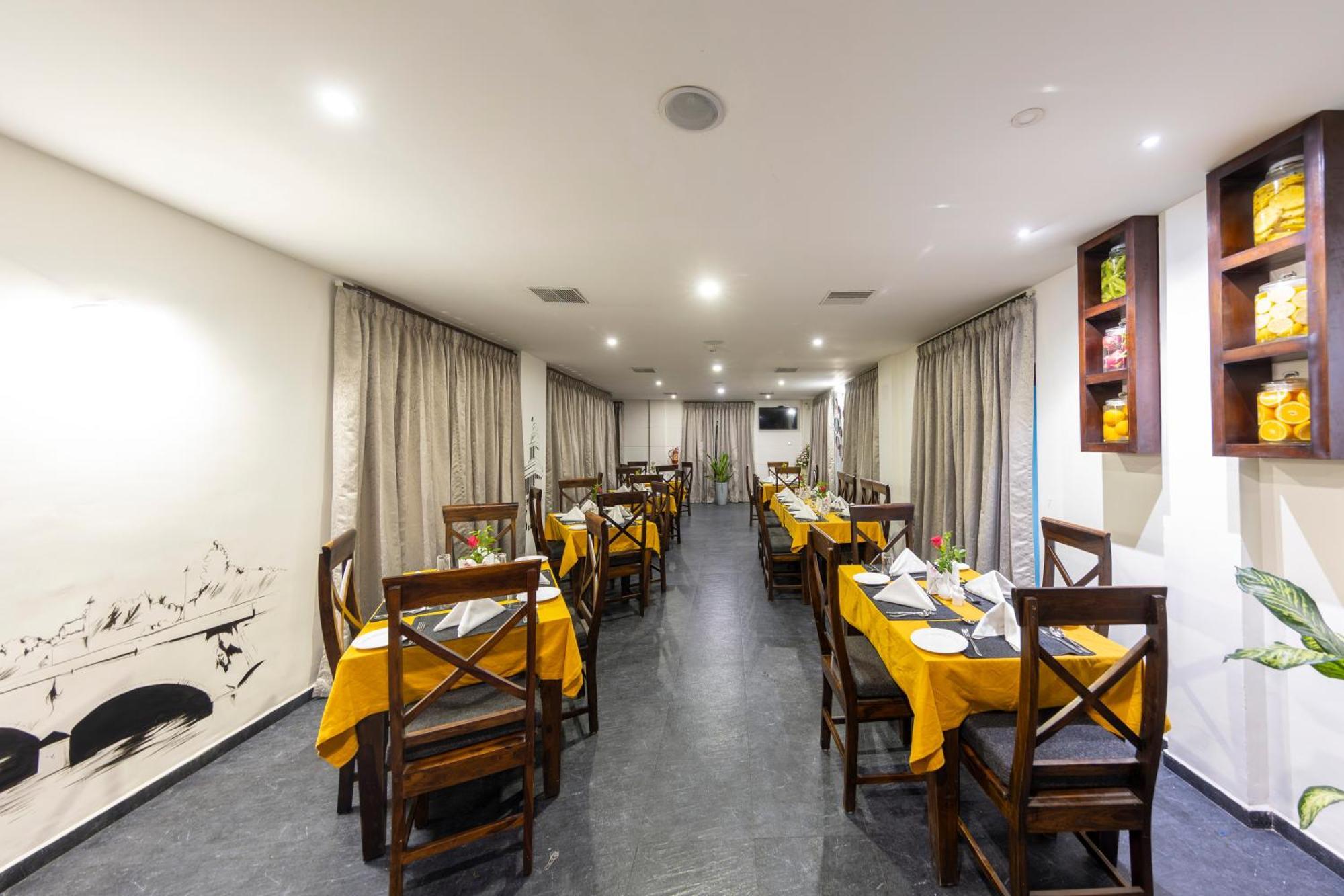 Hotel Narendra Central Muvattupuzha Екстер'єр фото