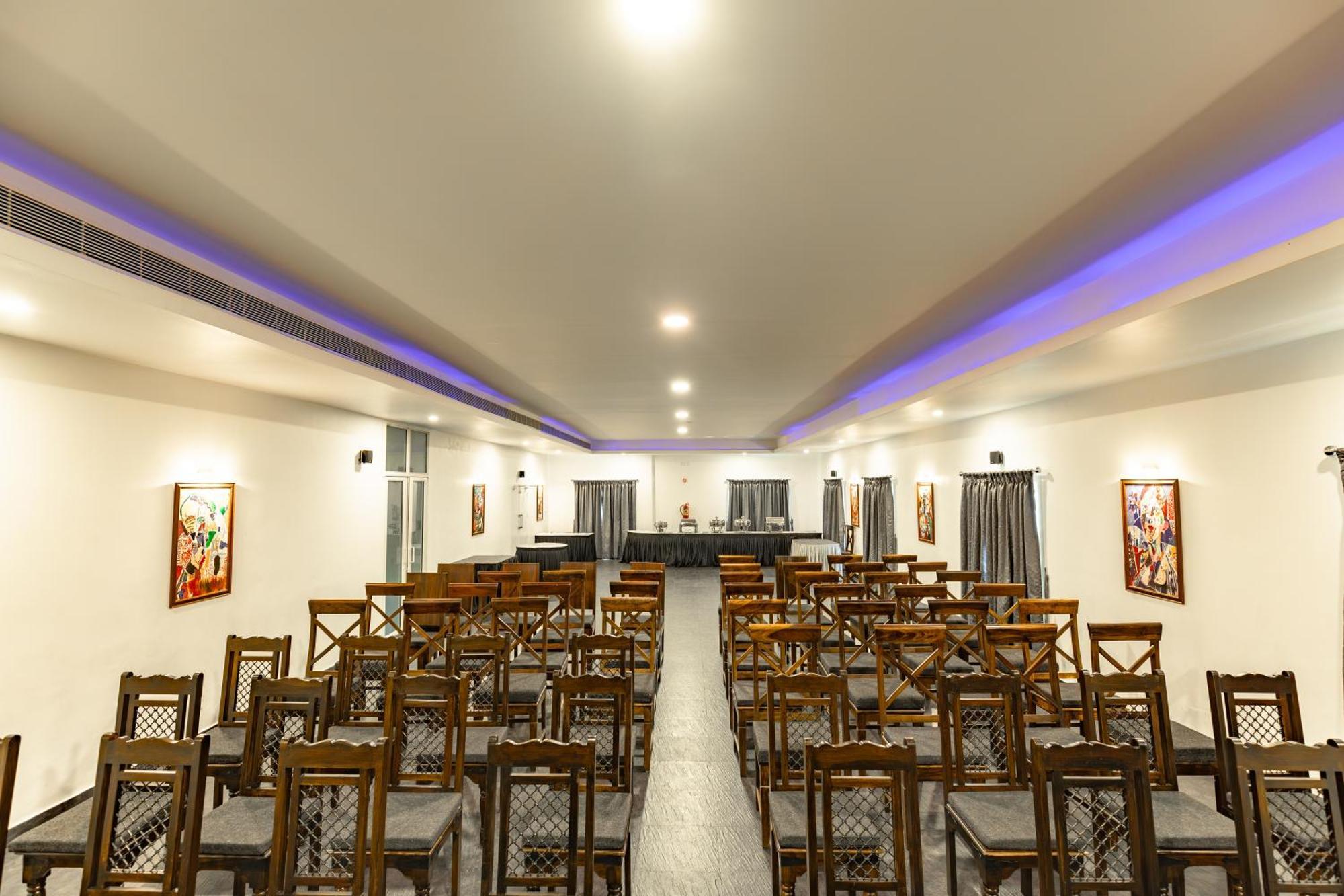 Hotel Narendra Central Muvattupuzha Екстер'єр фото