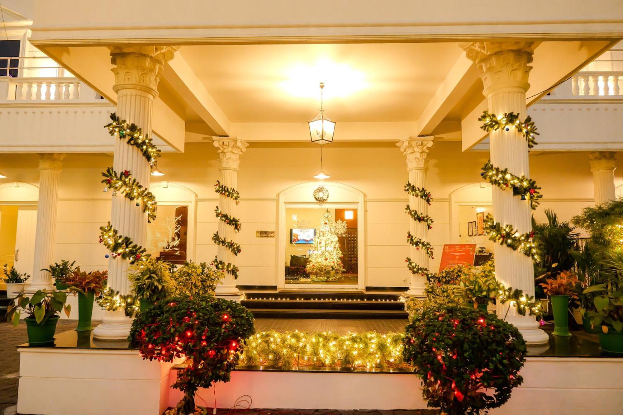 Hotel Narendra Central Muvattupuzha Екстер'єр фото